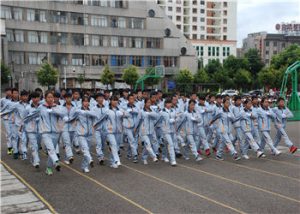 曲靖市工业高级技师学院2021年学费需要多少